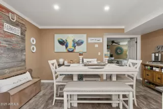 Photo #6: 6873533 Listing