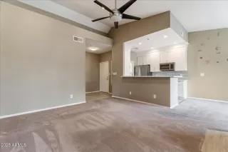 Photo #6: 6873573 Listing