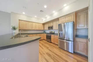 Photo #2: 6873638 Listing