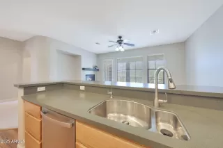 Photo #5: 6873638 Listing
