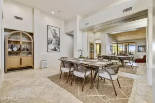 Photo #2: 6873670 Listing