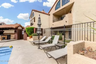 Photo #5: 6873703 Listing