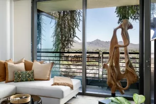 Photo #6: 6873706 Listing