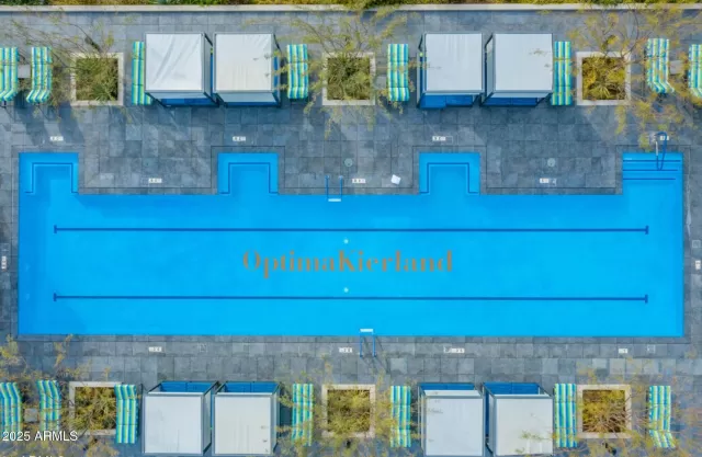 MLS: 6873717 Condo For Sale