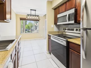 Photo #5: 6873738 Listing