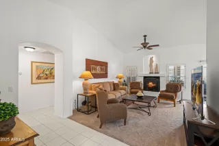 Photo #2: 6873826 Listing