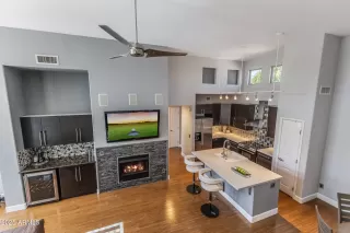 Photo #5: 6874050 Listing