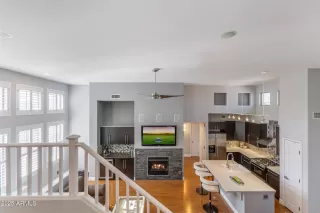 Photo #6: 6874050 Listing