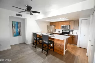 Photo #5: 6874238 Listing 