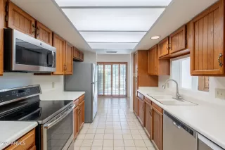 Photo #2: 6874250 Listing 