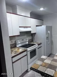 MLS: 6874965 Condo For Sale