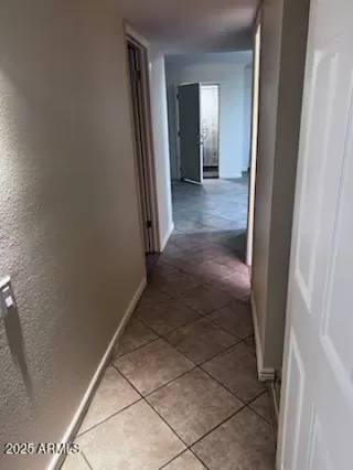 Photo #3: 6874965 Listing