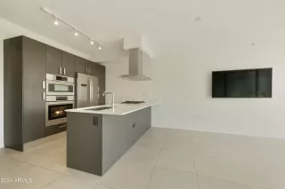 Photo #1: 6875711 Listing 