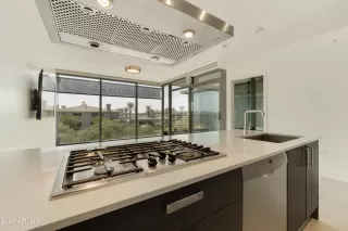 Photo #5: 6875711 Listing 