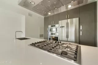 Photo #6: 6875711 Listing 