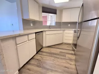 Photo #3: 6875782 Listing
