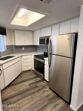 Photo #4: 6875782 Listing