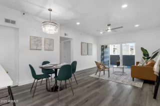 Photo #3: 6875788 Listing