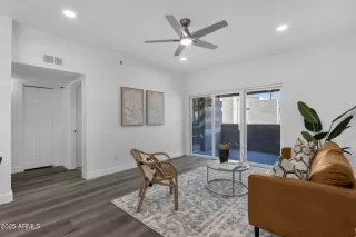 Photo #4: 6875788 Listing