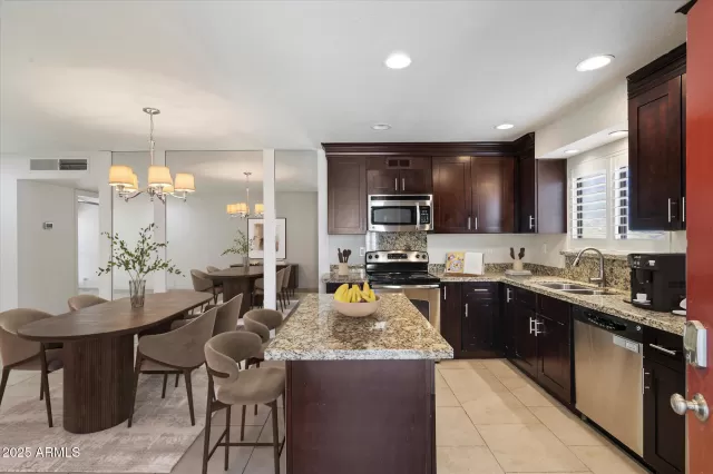 MLS: 6876292 Condo For Sale