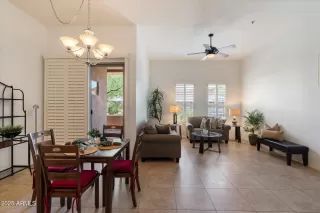 Photo #4: 6876514 Listing