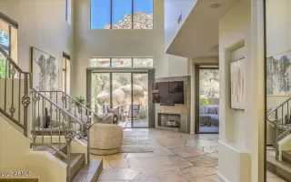 Photo #1: 6876735 Listing 