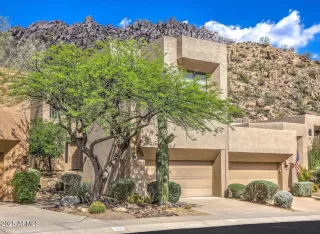 Photo #6: 6876735 Listing 