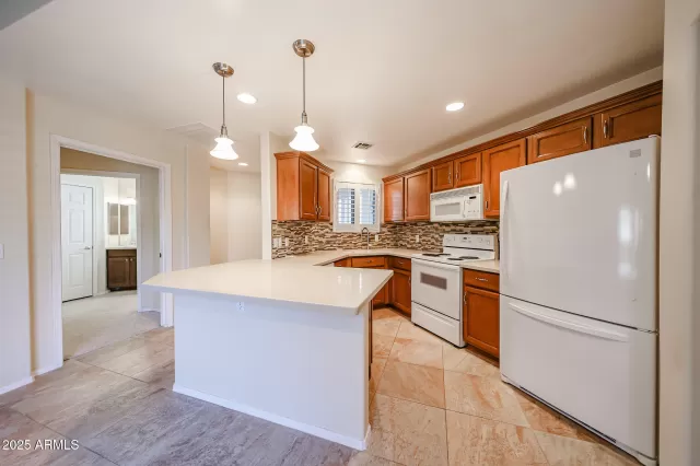 MLS: 6876771 Condo For Sale