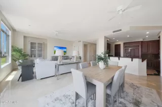 Photo #2: 6876856 Listing