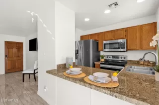 Photo #3: 6876954 Listing 