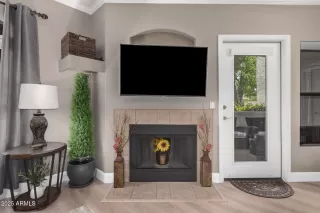 Photo #3: 6877043 Listing 