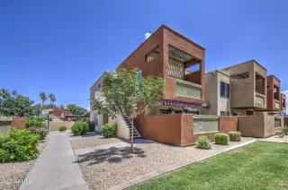 Photo #1: 6877052 Listing