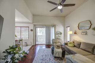 Photo #5: 6877052 Listing