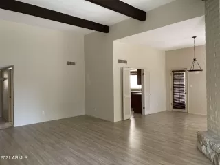 Photo #3: 6877628 Listing 