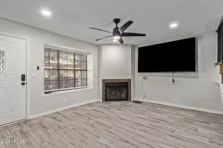 Photo #2: 6877791 Listing