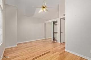 Photo #5: 6877791 Listing