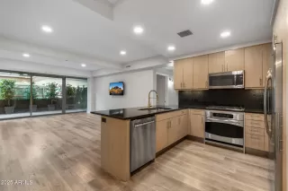 Photo #5: 6878584 Listing 