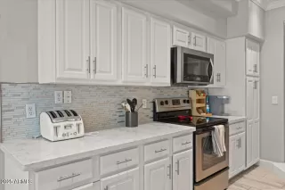 Photo #6: 6878643 Listing 