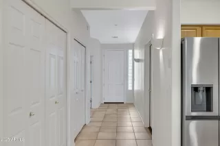 Photo #4: 6878734 Listing