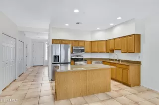 Photo #6: 6878734 Listing