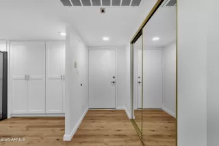 Photo #1: 6878807 Listing 