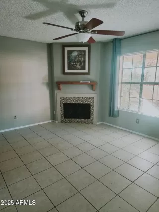 Photo #3: 6878917 Listing