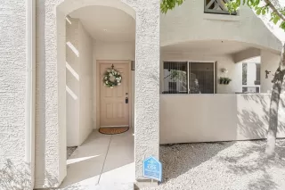 Photo #1: 6878919 Listing 