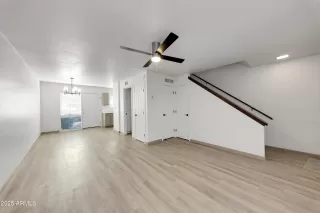 Photo #3: 6878956 Listing 