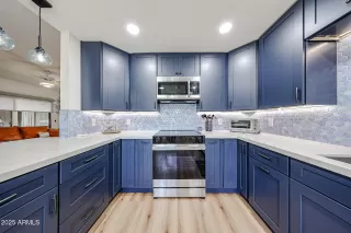 Photo #5: 6879062 Listing 