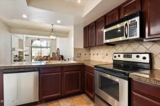 Photo #3: 6879105 Listing 