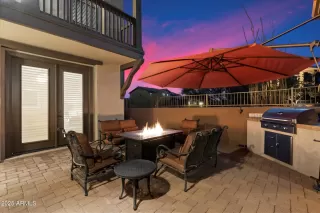 Photo #2: 6879147 Listing