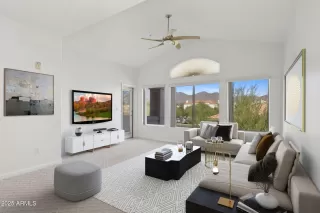 Photo #1: 6879245 Listing