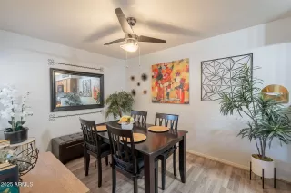 Photo #4: 6879473 Listing