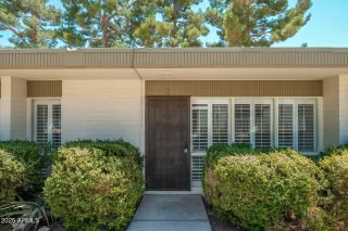 Photo #1: 6879877 Listing